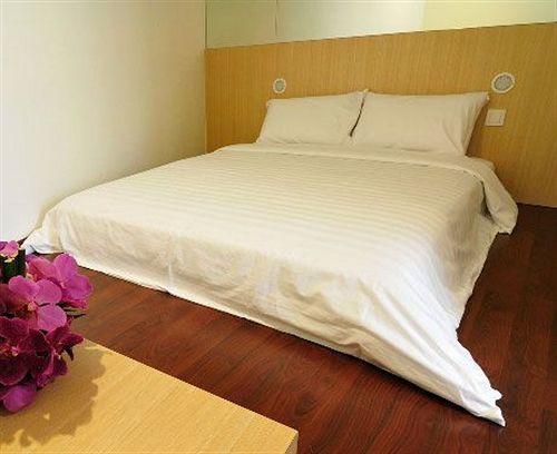 Phoenix Hotel Куала-Лумпур Екстер'єр фото